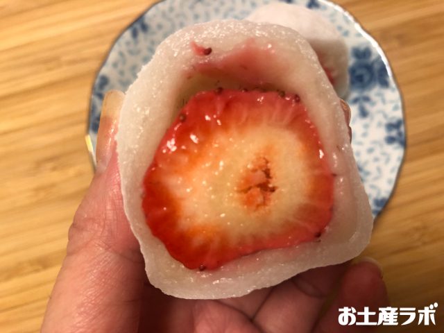 いちご大福　持った写真