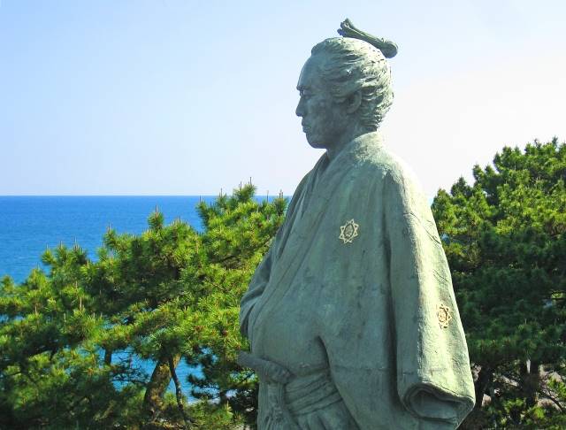 坂本龍馬像