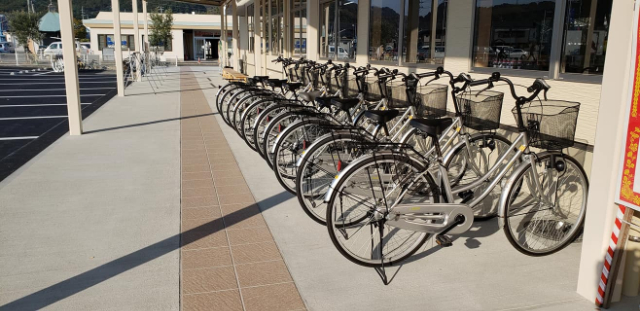 土庄港観光センター