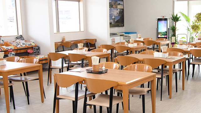 土庄港観光センター