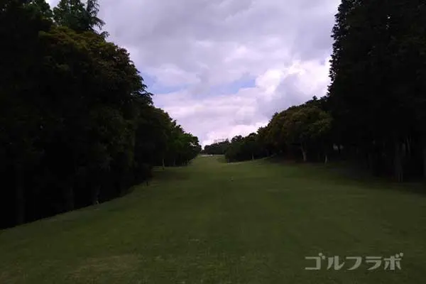 沼津ゴルフクラブの伊豆9ホールのティーグラウンド