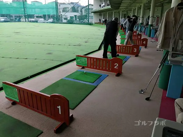 東京ゴルフプラザの打席