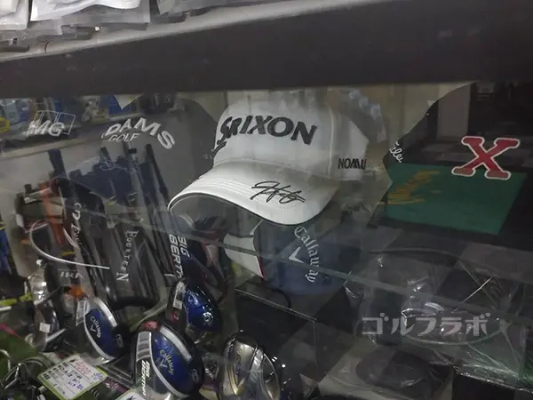 アネックスゴルフの松山選手の帽子