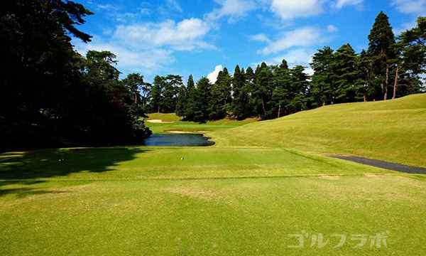 京葉カントリー倶楽部の13番ホール