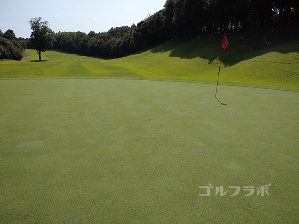 成田フェアフィールドゴルフクラブの1番ホール