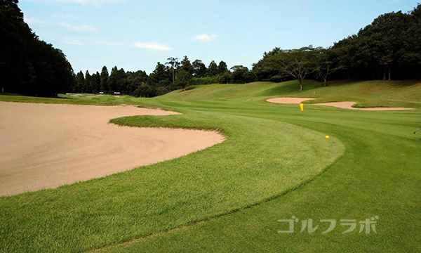 成田フェアフィールドゴルフクラブの4番ホール