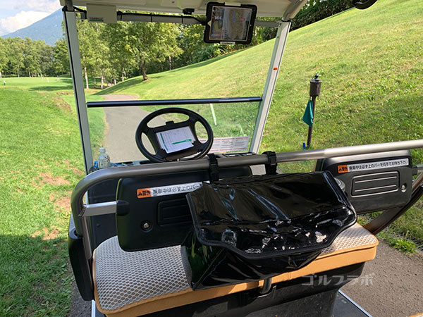ニセコビレッジゴルフコースのカート