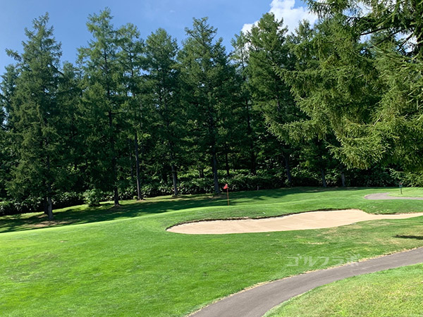 ニセコビレッジゴルフコースの3番ホール