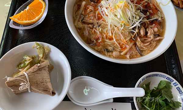 船橋カントリークラブの酸辣湯麺