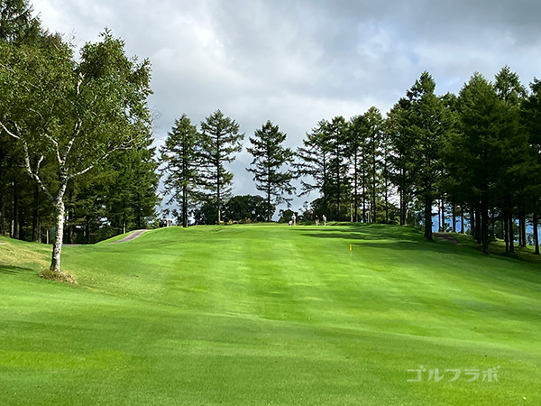 鈴蘭高原カントリークラブの2番ホール