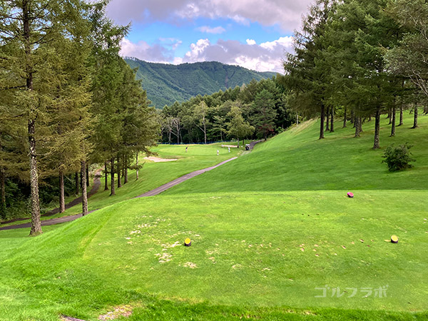 鈴蘭高原カントリークラブの2番ホール