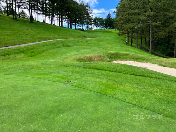 鈴蘭高原カントリークラブの2番ホール