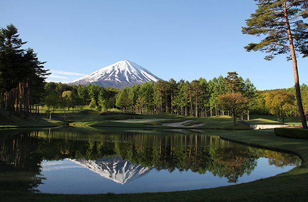 鳴沢ゴルフ倶楽部