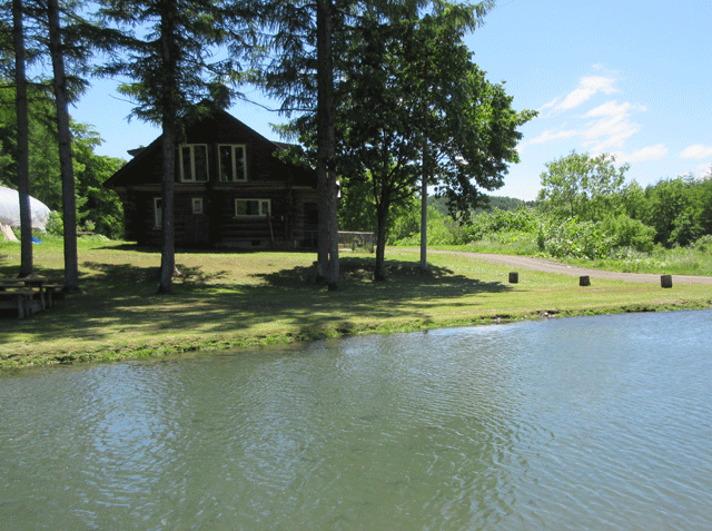 仁世宇園（にせうえん）