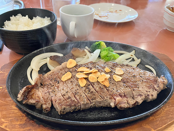 松山シーサイドカントリークラブのステーキ