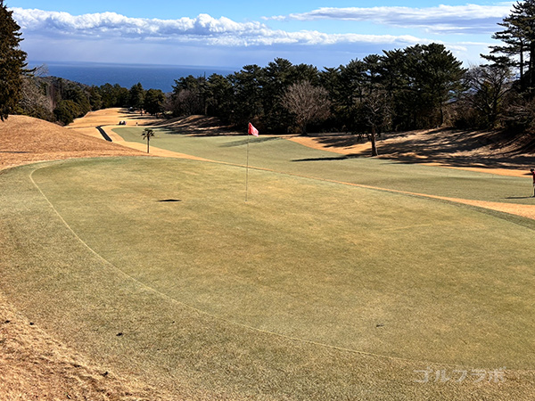 ゴールド川奈カントリークラブの4番ホール