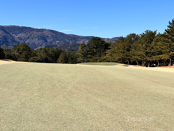 ゴールド川奈カントリークラブの5番ホール