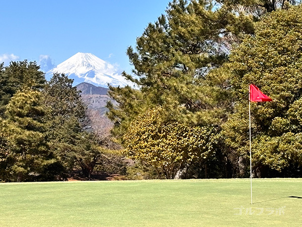 ゴールド川奈カントリークラブの8番ホール
