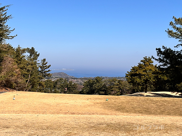 ゴールド川奈カントリークラブの9番ホール