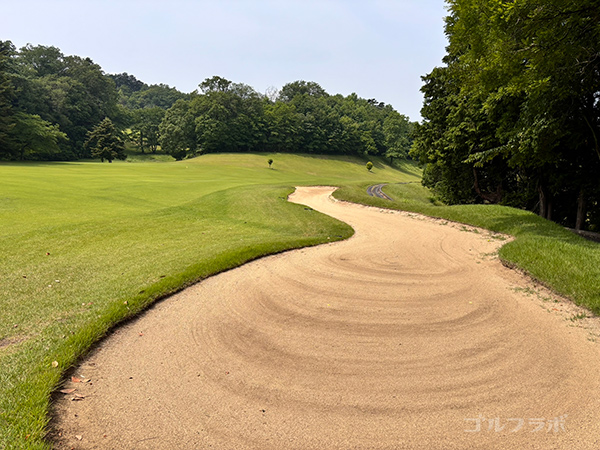 飯能パークカントリークラブの1番ホール