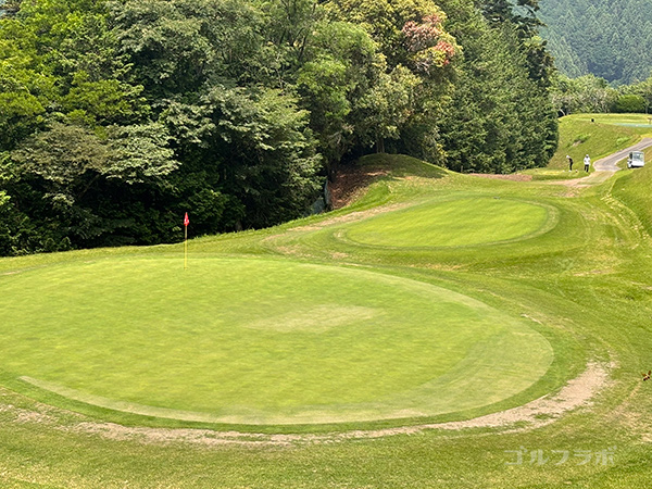 飯能パークカントリークラブの7番ホール